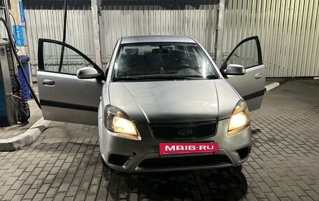 KIA Rio II, 2011 год, 740 000 рублей, 6 фотография