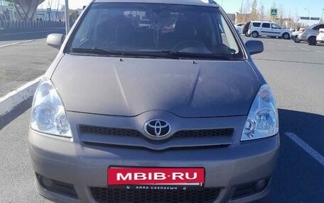 Toyota Corolla Verso I, 2005 год, 1 150 000 рублей, 3 фотография