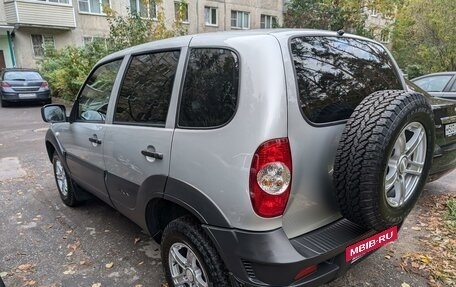 Chevrolet Niva I рестайлинг, 2019 год, 900 000 рублей, 6 фотография