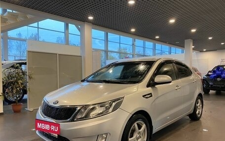 KIA Rio III рестайлинг, 2013 год, 999 000 рублей, 7 фотография