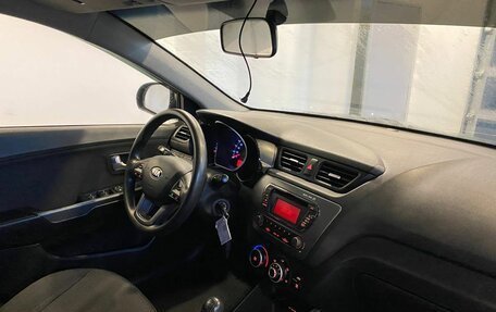 KIA Rio III рестайлинг, 2013 год, 999 000 рублей, 12 фотография