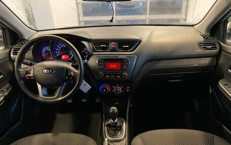 KIA Rio III рестайлинг, 2013 год, 999 000 рублей, 9 фотография