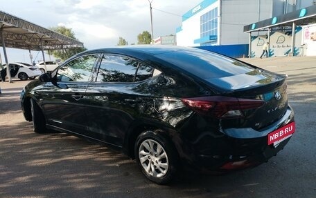 Hyundai Elantra VI рестайлинг, 2018 год, 1 689 000 рублей, 3 фотография