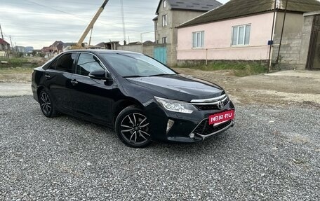 Toyota Camry, 2017 год, 2 249 000 рублей, 9 фотография