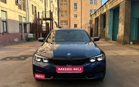 BMW 3 серия, 2021 год, 3 950 000 рублей, 2 фотография