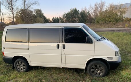 Volkswagen Transporter T4, 2001 год, 1 020 000 рублей, 2 фотография