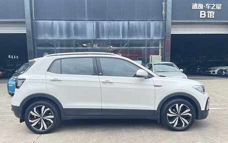 Volkswagen T-Cross I, 2021 год, 1 661 000 рублей, 7 фотография