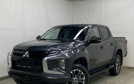 Mitsubishi L200 IV рестайлинг, 2023 год, 5 250 000 рублей, 1 фотография