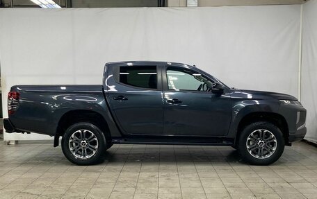 Mitsubishi L200 IV рестайлинг, 2023 год, 5 250 000 рублей, 4 фотография