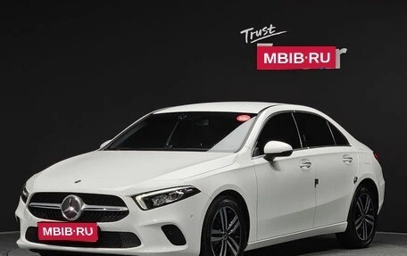 Mercedes-Benz A-Класс, 2021 год, 2 040 000 рублей, 1 фотография