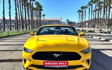 Ford Mustang VI рестайлинг, 2018 год, 2 700 000 рублей, 2 фотография