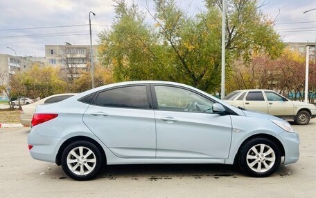 Hyundai Solaris II рестайлинг, 2013 год, 830 000 рублей, 4 фотография