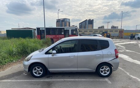 Honda Fit III, 2002 год, 350 000 рублей, 8 фотография