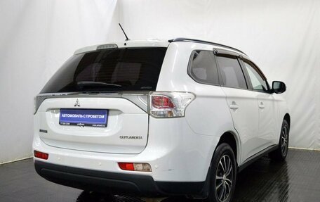 Mitsubishi Outlander III рестайлинг 3, 2013 год, 1 231 000 рублей, 5 фотография