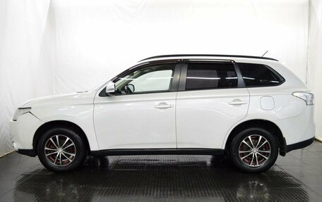 Mitsubishi Outlander III рестайлинг 3, 2013 год, 1 231 000 рублей, 8 фотография