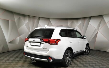 Mitsubishi Outlander III рестайлинг 3, 2018 год, 1 795 000 рублей, 2 фотография