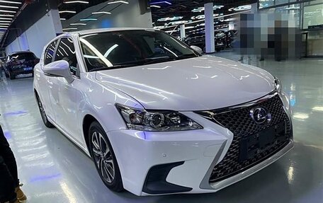 Lexus CT I рестайлинг, 2021 год, 2 150 000 рублей, 2 фотография