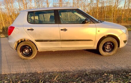 Skoda Fabia II, 2012 год, 450 000 рублей, 3 фотография