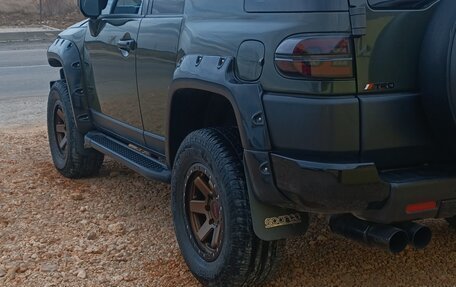 Toyota FJ Cruiser, 2006 год, 4 200 000 рублей, 4 фотография