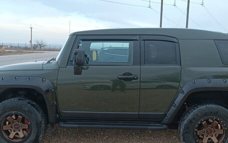 Toyota FJ Cruiser, 2006 год, 4 200 000 рублей, 13 фотография