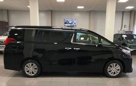 Toyota Alphard III, 2017 год, 3 885 000 рублей, 6 фотография