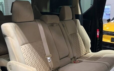 Toyota Alphard III, 2017 год, 3 885 000 рублей, 18 фотография