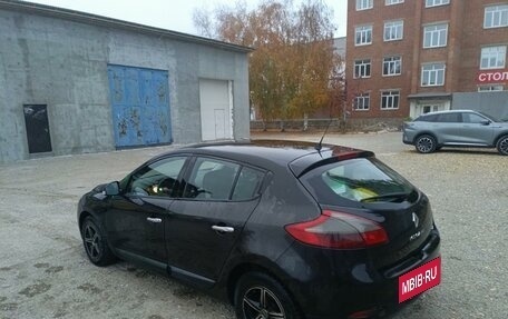 Renault Megane III, 2009 год, 390 000 рублей, 2 фотография