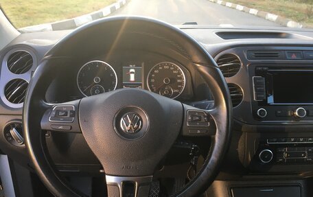 Volkswagen Tiguan I, 2011 год, 2 180 000 рублей, 18 фотография