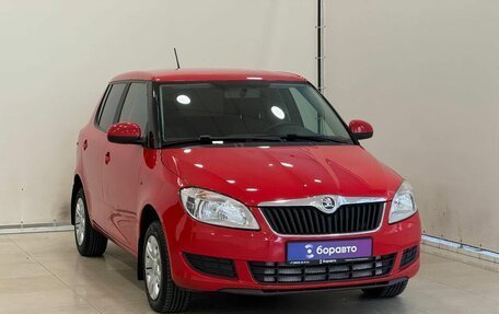 Skoda Fabia II, 2013 год, 835 000 рублей, 2 фотография