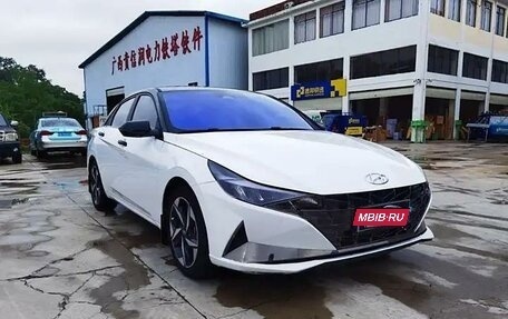 Hyundai Elantra VI рестайлинг, 2021 год, 1 700 174 рублей, 2 фотография