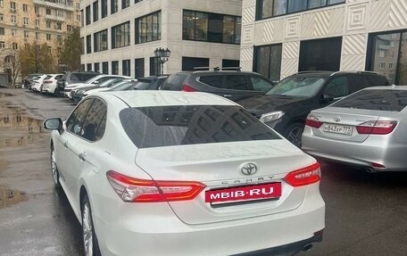 Toyota Camry, 2020 год, 3 500 000 рублей, 4 фотография