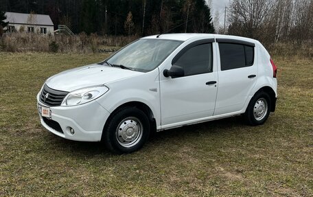 Renault Sandero I, 2014 год, 490 000 рублей, 1 фотография