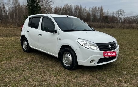 Renault Sandero I, 2014 год, 490 000 рублей, 3 фотография