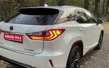 Lexus RX IV рестайлинг, 2017 год, 4 385 000 рублей, 12 фотография