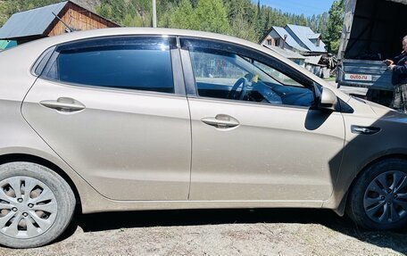 KIA Rio III рестайлинг, 2013 год, 800 000 рублей, 2 фотография