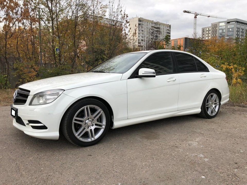 Mercedes-Benz C-Класс W204, 2010 год, 500 000 рублей, 1 фотография