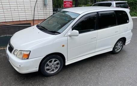 Toyota Gaia, 2001 год, 615 000 рублей, 4 фотография