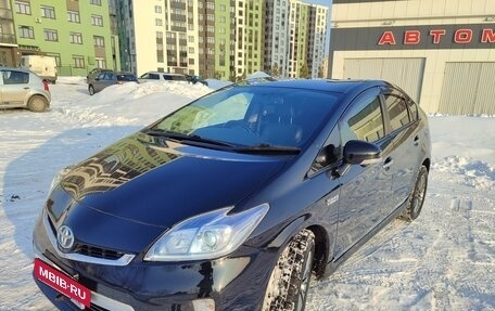 Toyota Prius, 2012 год, 1 333 000 рублей, 2 фотография