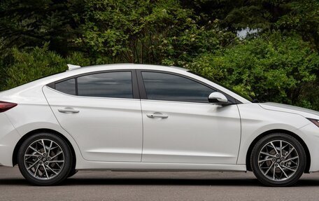 Hyundai Elantra VI рестайлинг, 2019 год, 1 750 000 рублей, 4 фотография