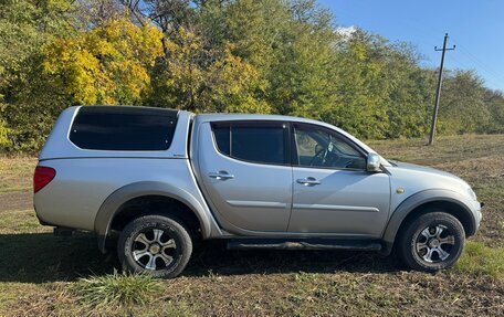 Mitsubishi L200 IV рестайлинг, 2011 год, 2 000 000 рублей, 7 фотография