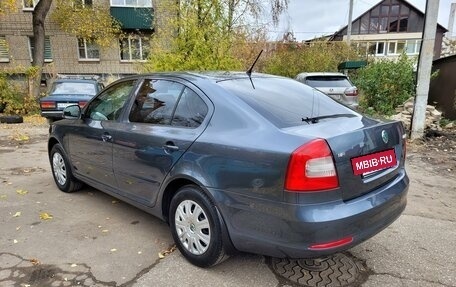 Skoda Octavia, 2012 год, 1 045 000 рублей, 2 фотография