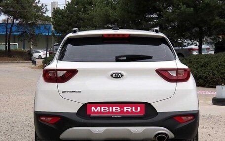 KIA Stonic, 2020 год, 1 600 000 рублей, 3 фотография