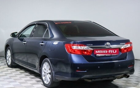 Toyota Camry, 2013 год, 1 630 000 рублей, 7 фотография