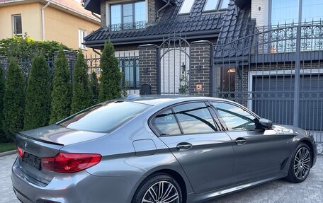 BMW 5 серия, 2019 год, 3 900 000 рублей, 13 фотография