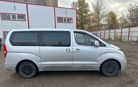 Hyundai Grand Starex Grand Starex I рестайлинг 2, 2008 год, 1 250 000 рублей, 4 фотография