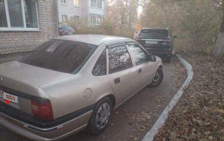 Opel Vectra A, 1993 год, 125 000 рублей, 2 фотография