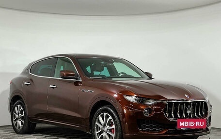 Maserati Levante I, 2017 год, 4 600 000 рублей, 3 фотография