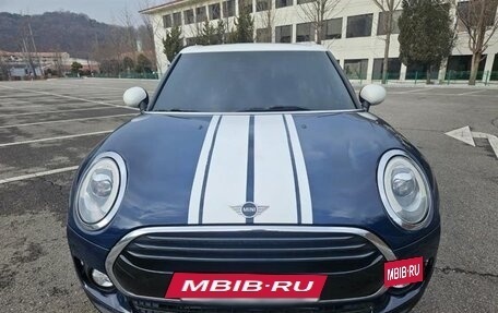 MINI Clubman, 2020 год, 2 300 000 рублей, 2 фотография