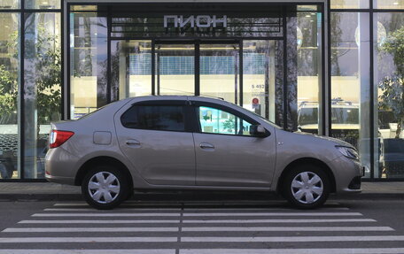 Renault Logan II, 2017 год, 880 000 рублей, 4 фотография