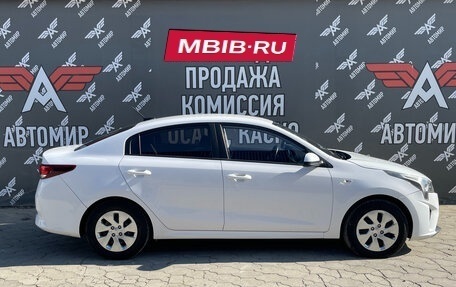 KIA Rio IV, 2021 год, 1 450 000 рублей, 8 фотография